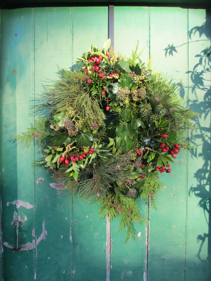 Christmas_Bird_Wreath_Before_the_Details_Debbie_Cooke