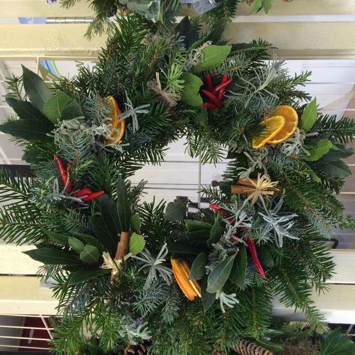 Herbal_Heaven_Christmas_Wreath_DebbieCooke.com