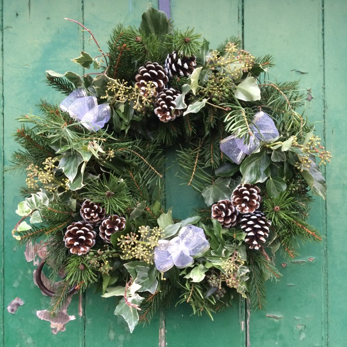 Winter_Garden_Christmas_Wreath_DebbieCooke.com